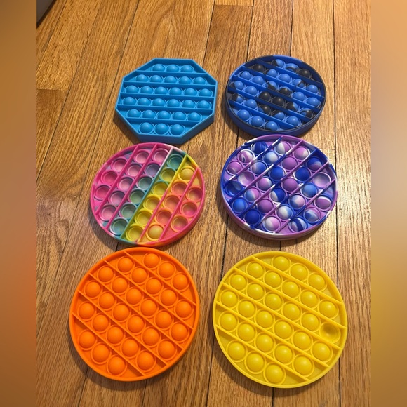 Pop It’s - Picture 2 of 5